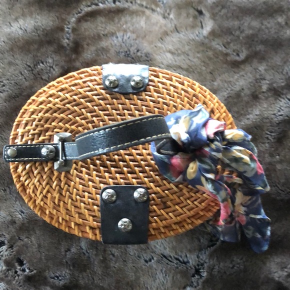 Patricia Nash basket purse - Picture 5 of 8